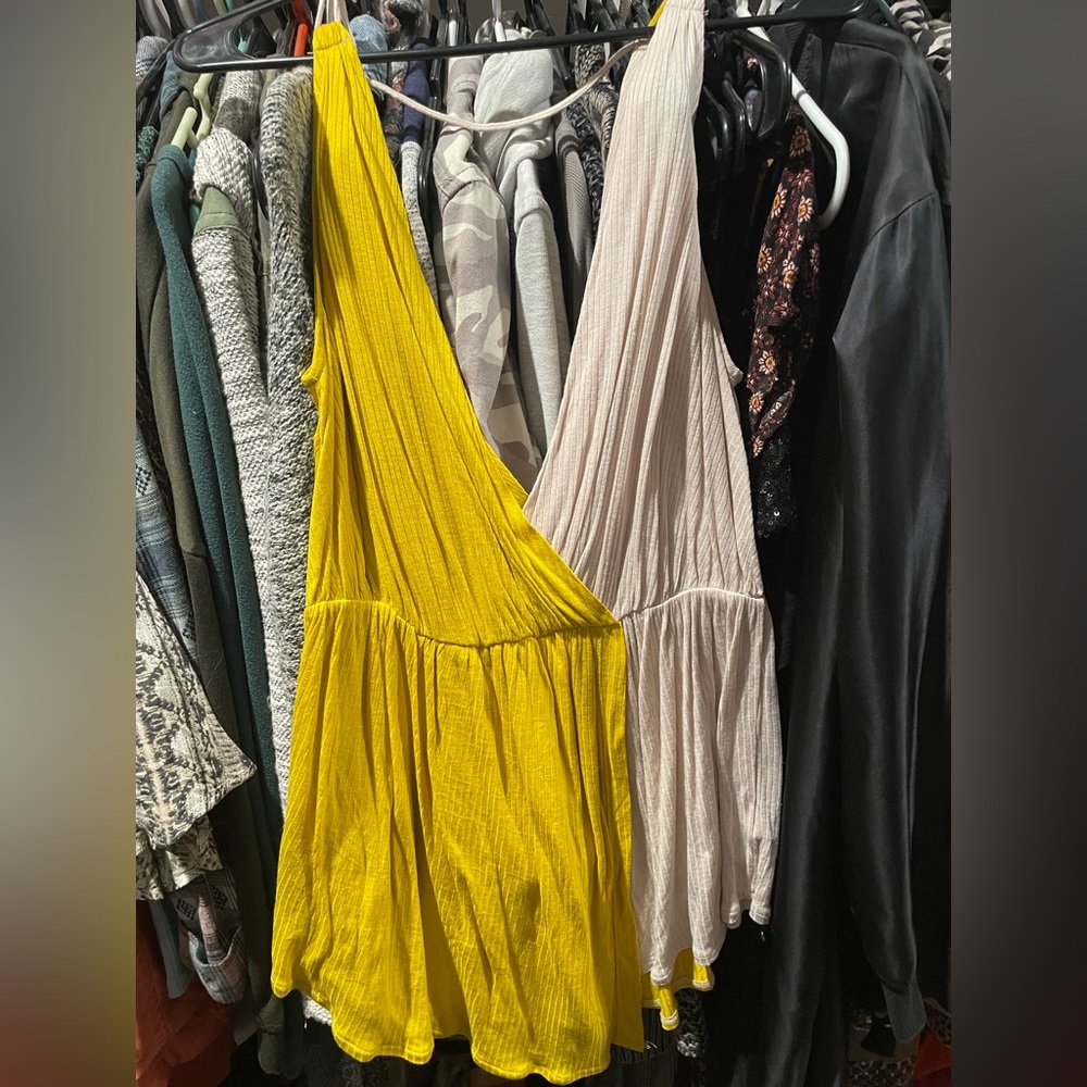 Free people colorblock tan and mustard yellow with strappy sleeves